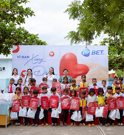 Hình ảnh đại diện tầm nhìn và sứ mệnh của QU88, thể hiện sự cam kết với trải nghiệm cá cược trực tuyến